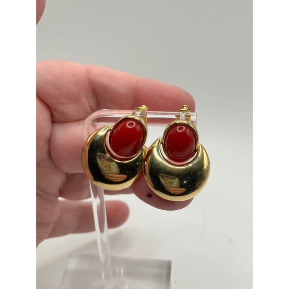 Petite Red and Gold-Tone Doorknocker 1 1/8 Inch Earrings! - Picture 3 of 6